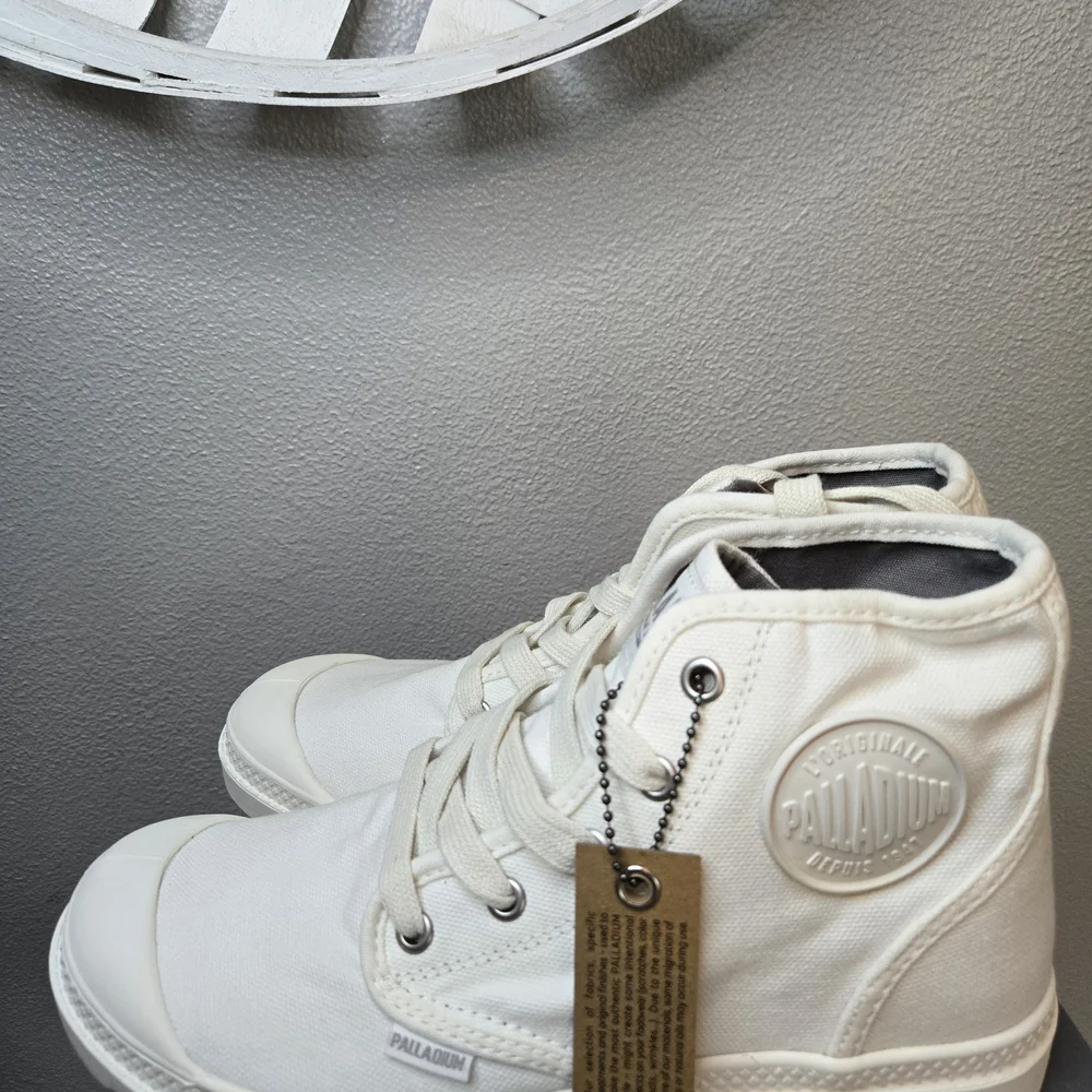Palladium Womens Pampa White High-Top Sneakers Ret $140 - Picture 8 of 11